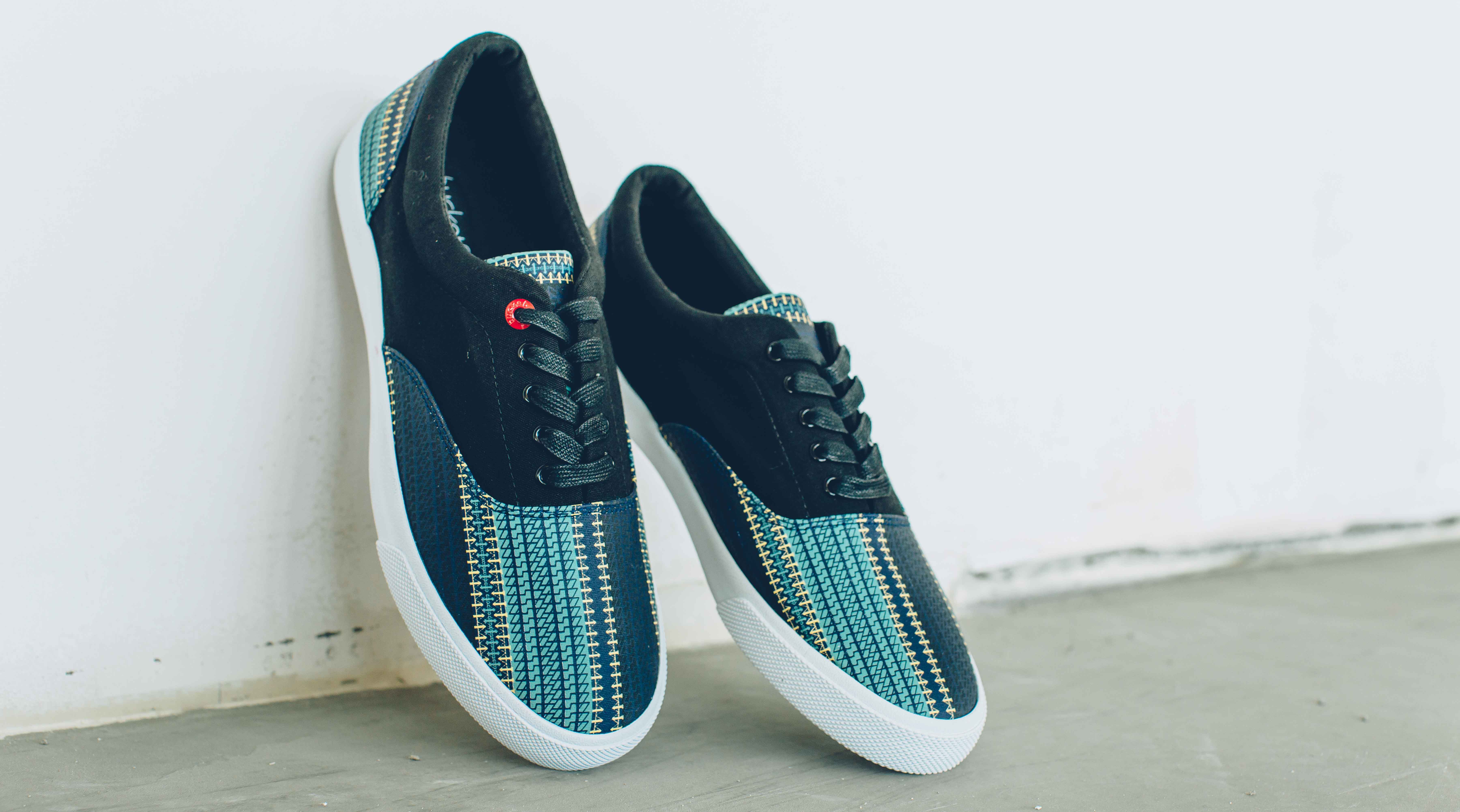 hf bucketfeet